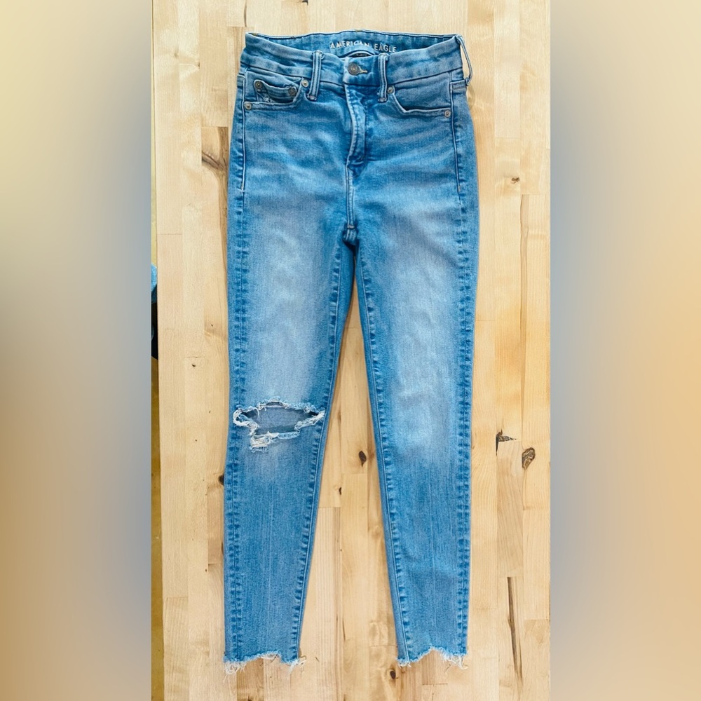 American Eagle super high rise 0s